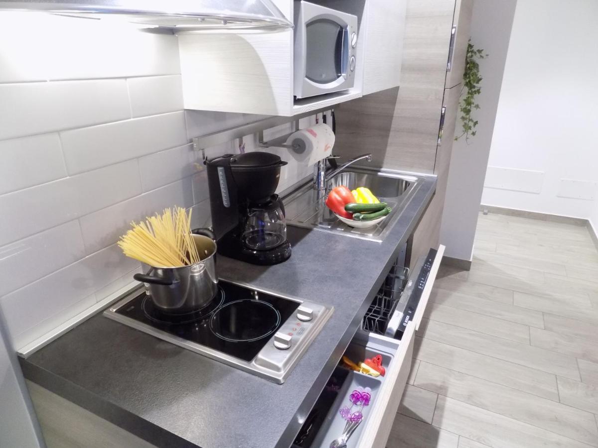 Millyholidays - Apartment Lilla - Center - Nearby Beach - Private Garden - Spa Pool باردولينو المظهر الخارجي الصورة